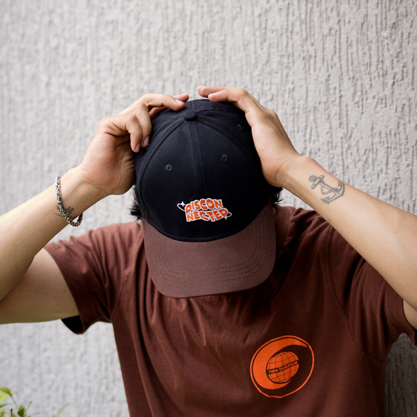 Disconnected Cap